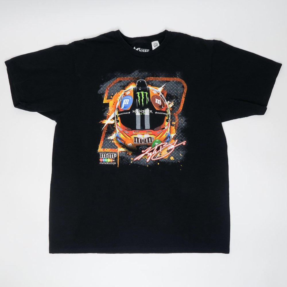 Chase Authentics NASCAR Kyle Busch 18 M&M Car Racing Graphic T-Shirt - 2012